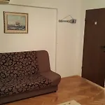 Guest Old Captain بيت شباب