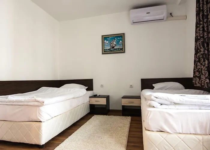 Хостел Guest Old Captain Бургас